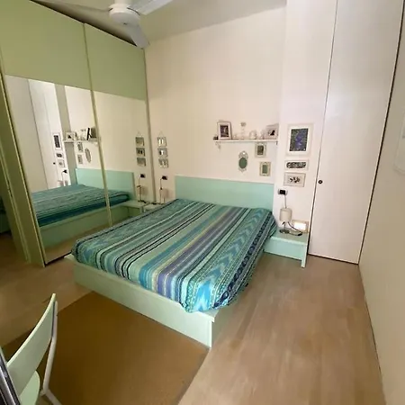 Appartamento Casa Nicla: Trilocale A 150mt Dal Mare Con Ampio Terrazzo